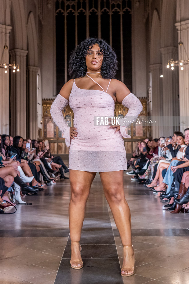 This week Oh Polly put black and plus-size models in an Instagram