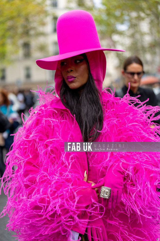 Valentino Spring 2023 Ready-to-Wear Fashion Show