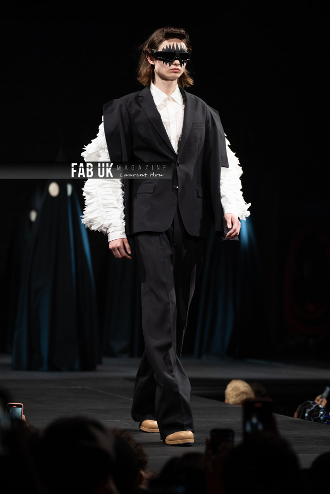 DESIGN and ART MAGAZINE: Parish Fashion Week: Walter Van