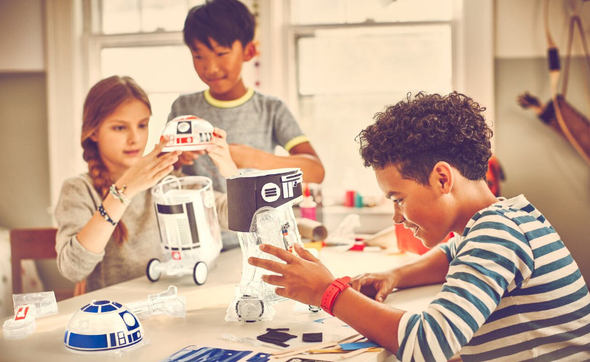 littleBits | Create and customise your own Star Wars Droid, take it on missions and even control it with the Force! 3