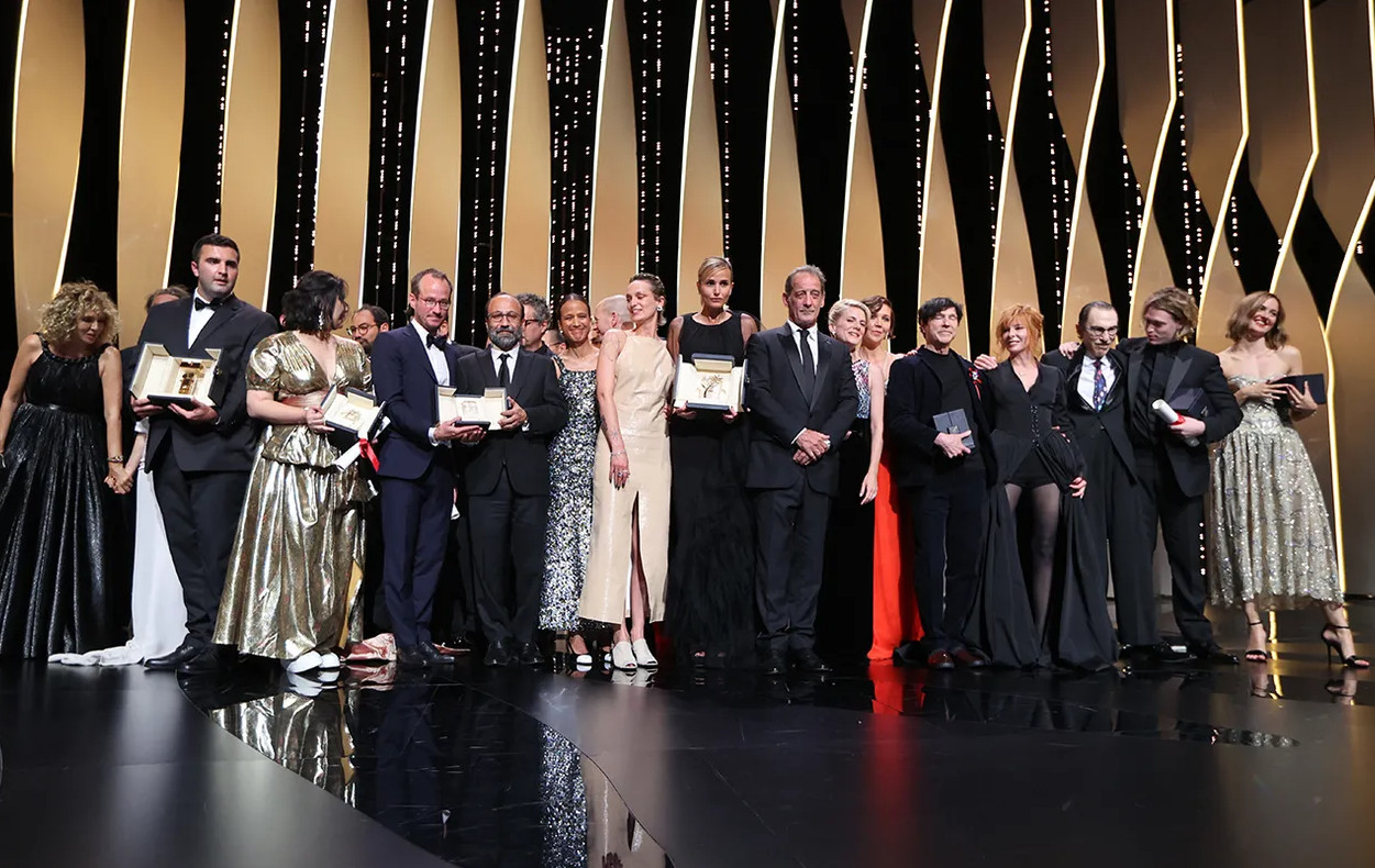 Jury and award winners – closing ceremony 2021 image credit valery hache afp