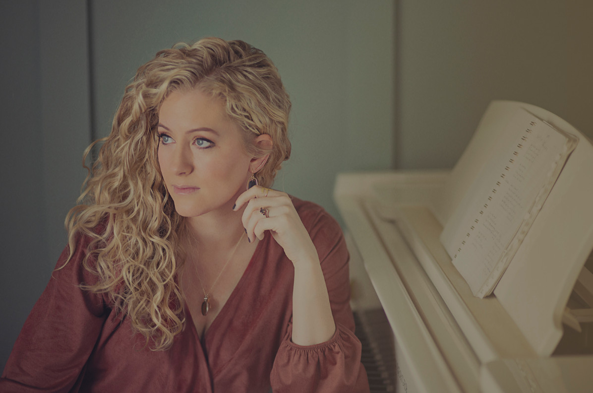 Singer songwriter abbie thomas releases visuals for heartfelt single 'can't go on like this'